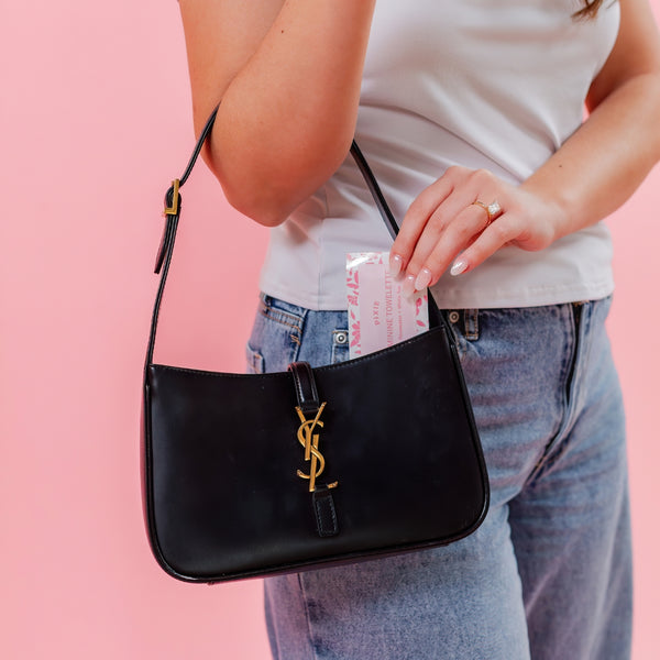 Load image into Gallery viewer, Individually Wrapped Rose Wipes